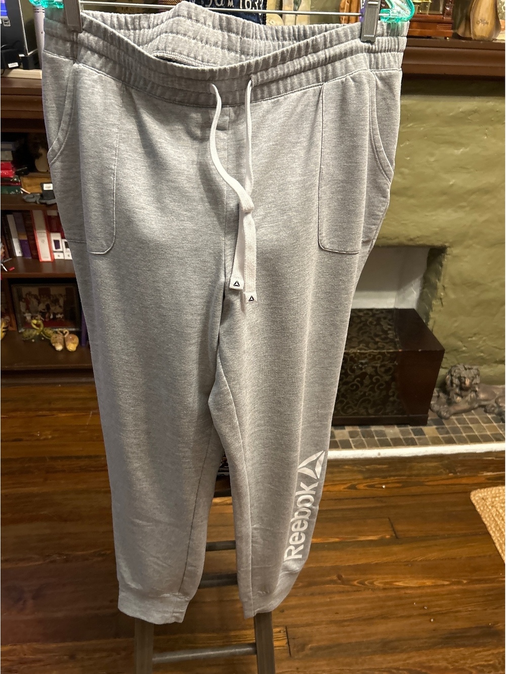 Reebok Gray Sweatpants Joggers with Drawstring Waist XL